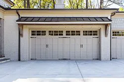 Metro Garage Door Service Long Island City, NY 516-953-8118 - garage-doors-side